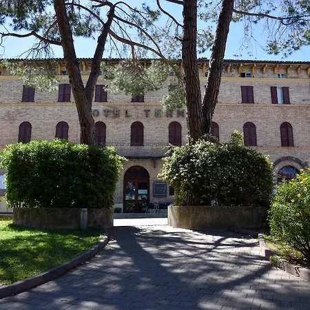 Terme 3* Sarnano