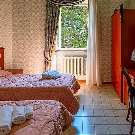 Terme 3* Sarnano